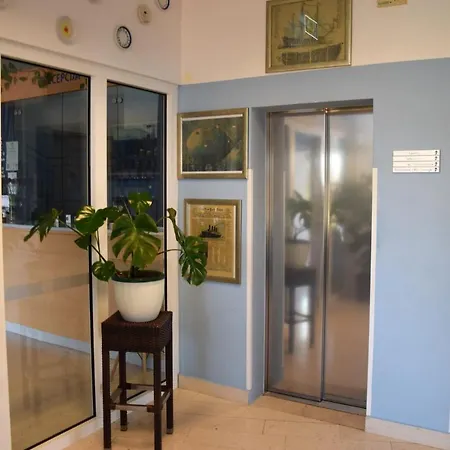 Dijaski Dom Portoroz, *