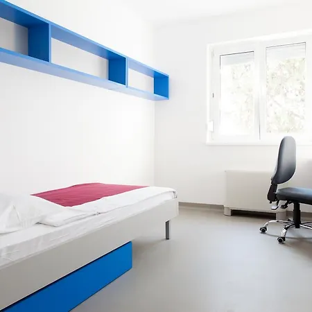 Dijaski Dom Portoroz, *