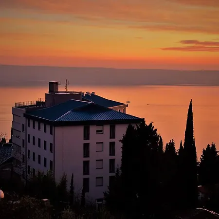 Dijaski Dom Portoroz, Vandrarhem