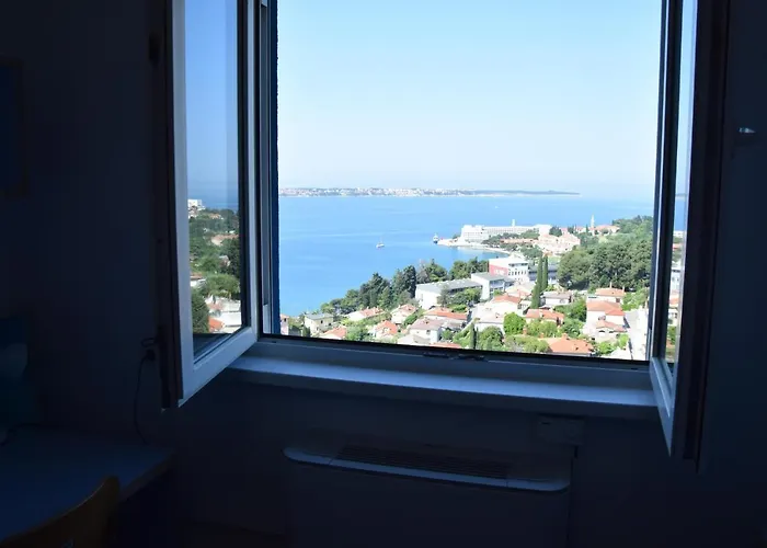 Ostello Dijaski Dom Portoroz, *