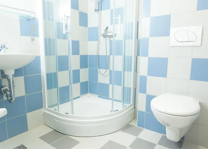 Ostello Dijaski Dom Portoroz, *